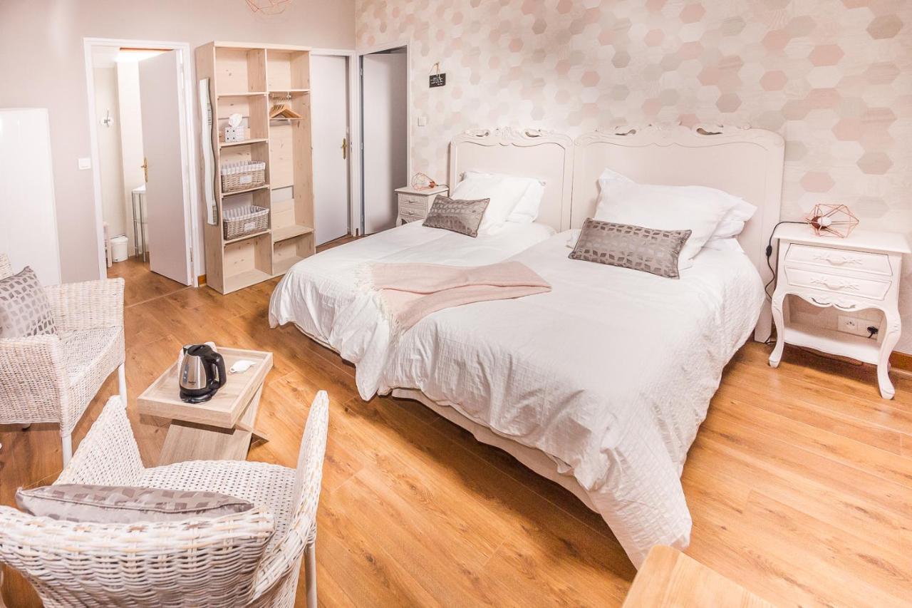 Bed and Breakfast Entre Canal Et Vignes Escolives-Sainte-Camille Екстер'єр фото