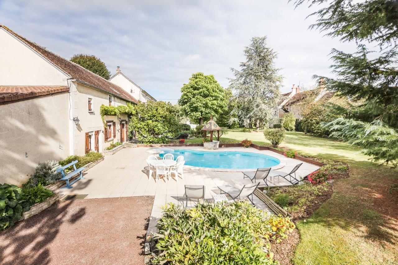 Bed and Breakfast Entre Canal Et Vignes Escolives-Sainte-Camille Екстер'єр фото