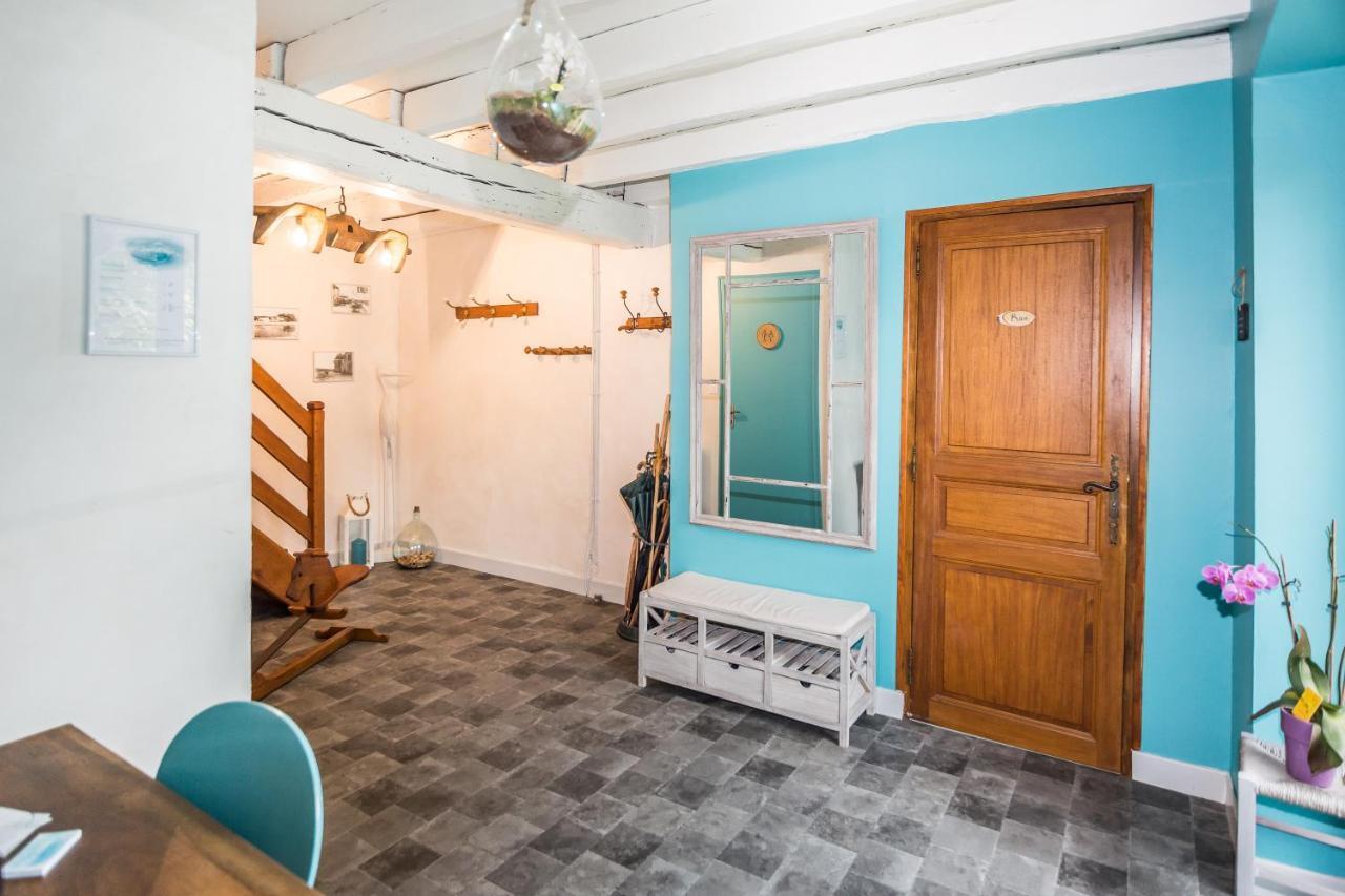 Bed and Breakfast Entre Canal Et Vignes Escolives-Sainte-Camille Екстер'єр фото